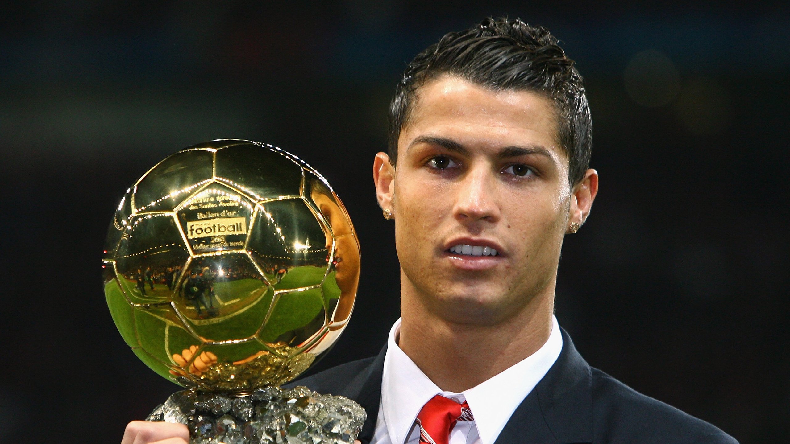 贝尔哈德·福特：全黑队战术演变中的关键推动者